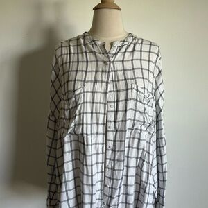 Lou & Grey White and Black Grid Tunic size Medium